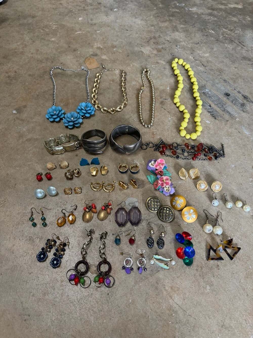 Vintage Costume Jewelry Lot Mixed Necklaces Bracelets and Earring Collection